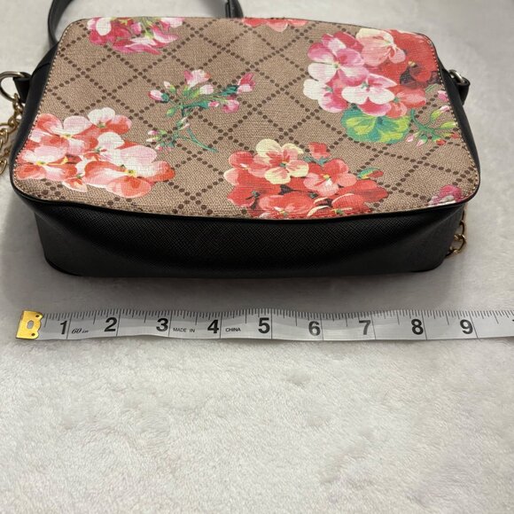 Floral Pattern Crossbody Bag With Gold Chain Strap & Black Accents - Picture 9 of 12
